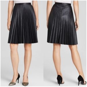 CALVIN KLEIN FAUX LEATHER PLEATED SKIRT 🆕